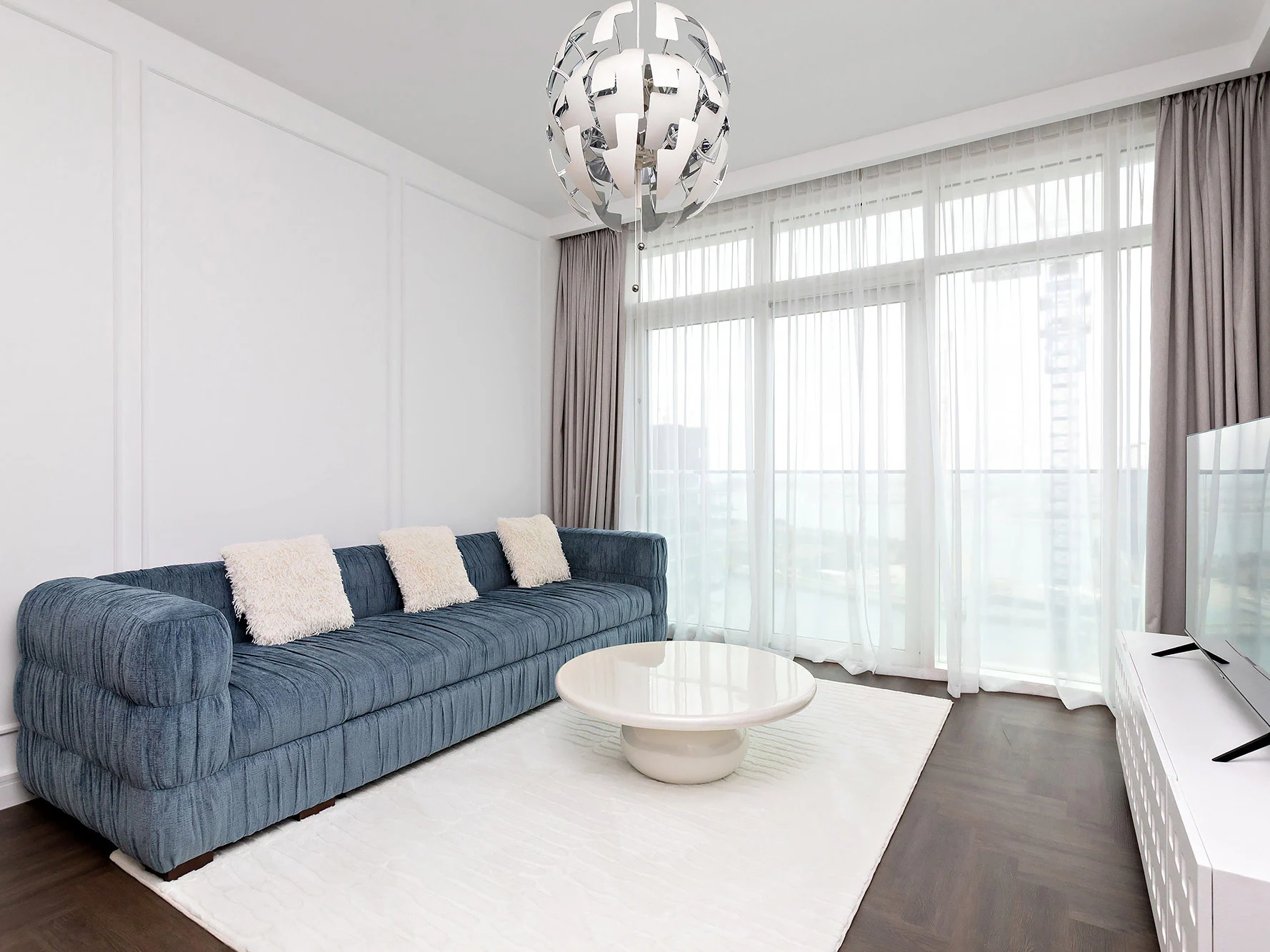 1BR in Sunrise Bay