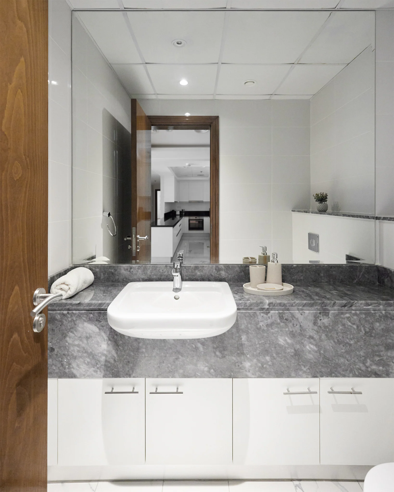 2BR in Noora Tower
