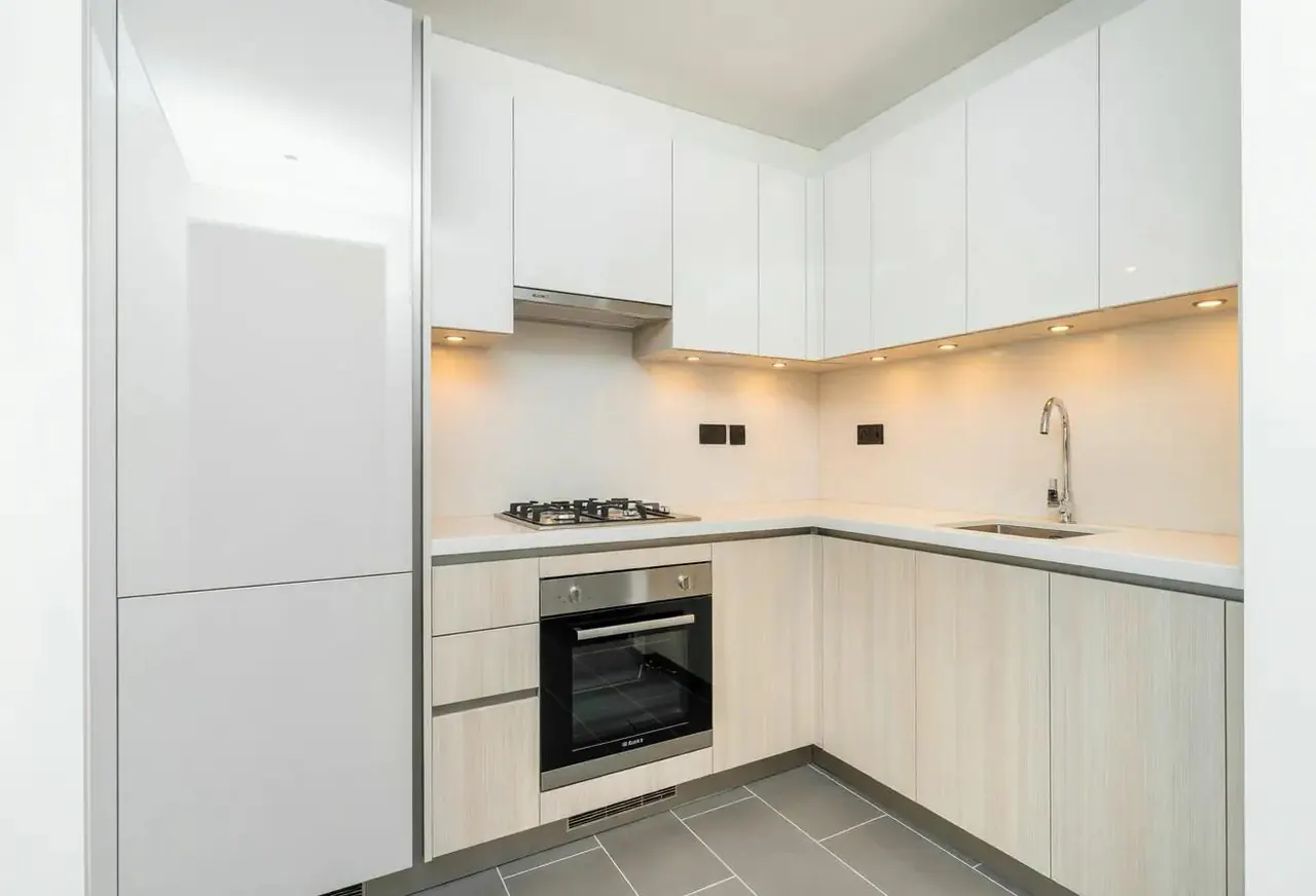 1.5BR in The Crest Tower C