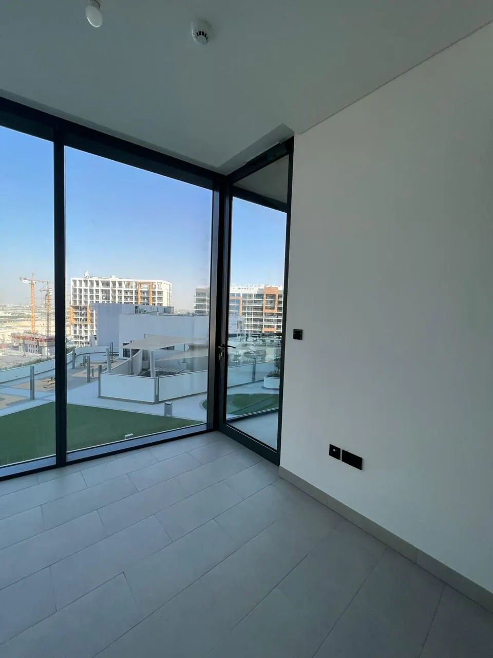 1BR in Sobha Hartland Waves
