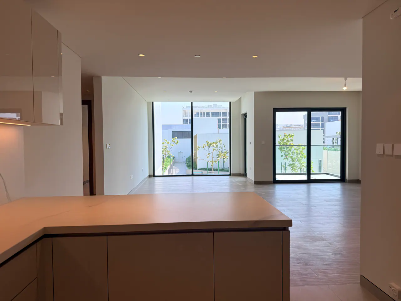 3.5BR in Waves Opulence