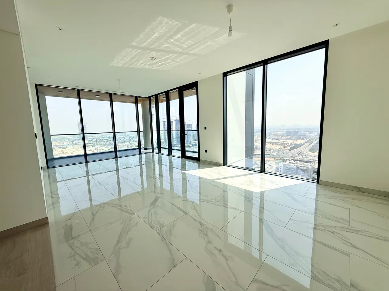 4.5BR in Crest Grande