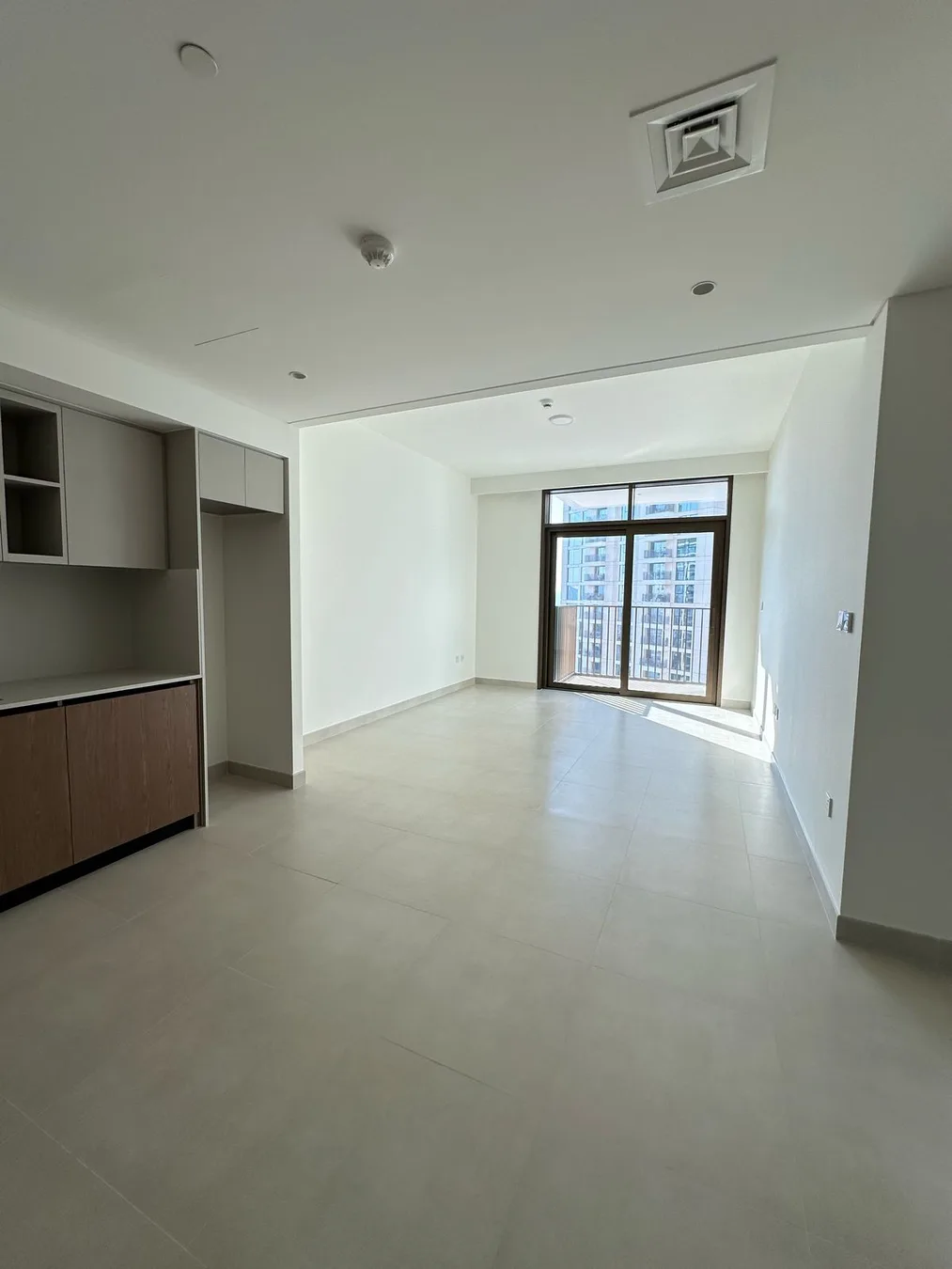 1BR in Creek Palace