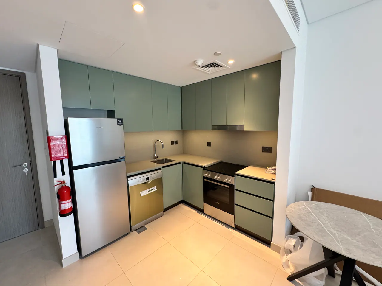 1BR in Viridian