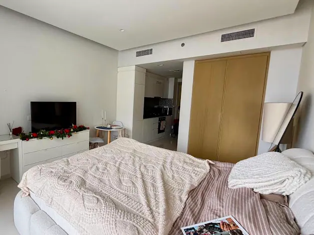 Studio in Aykon City Tower B